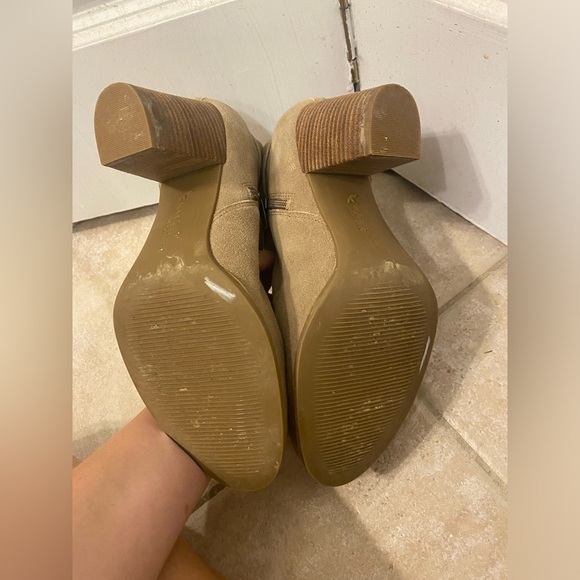 Koolaburra by UGG Suede Heeled Ortholite Booties Women’s Size 9 - Picture 3 of 4